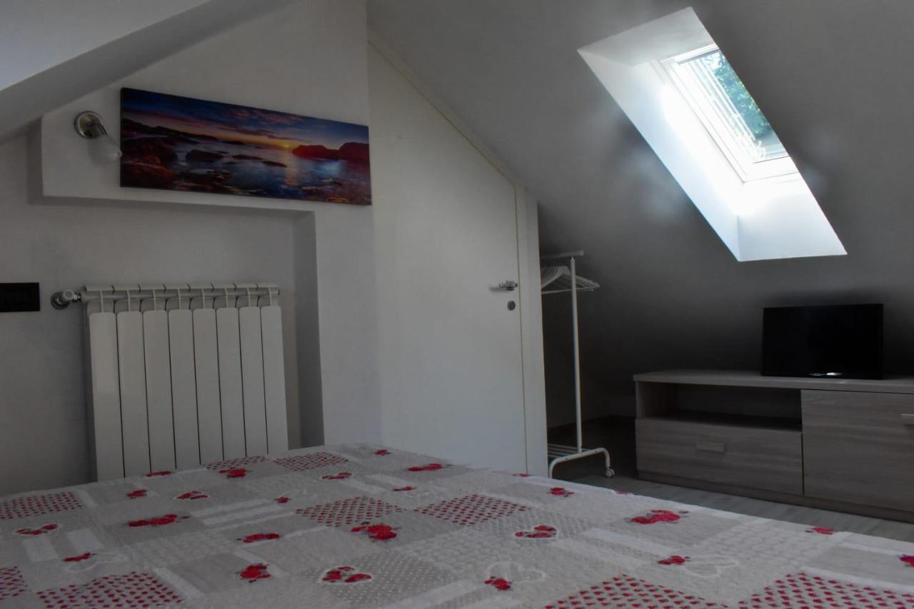 B&B Villa Paola Савона Екстер'єр фото
